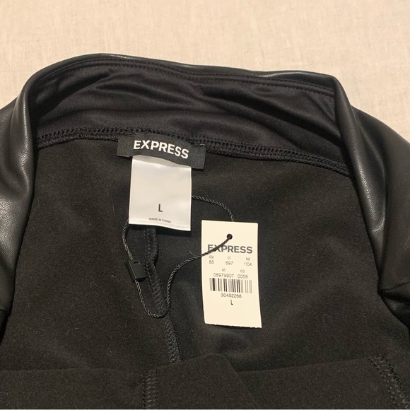 Express Super High Waisted Faux Leather Front Slit Leggings Women’s Size Large - Picture 7 of 8